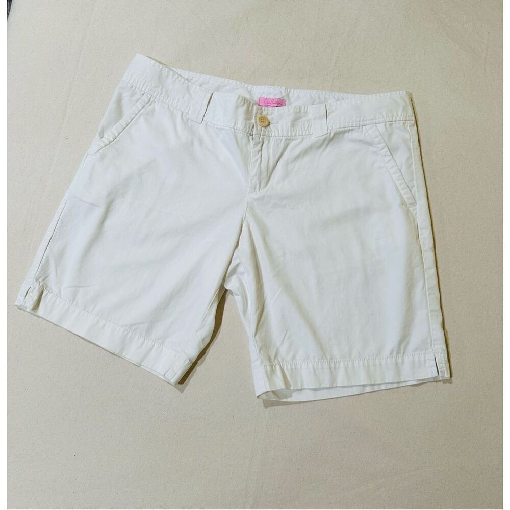 Lilly Pulitzer Women’s Basic White Shorts Size Medium